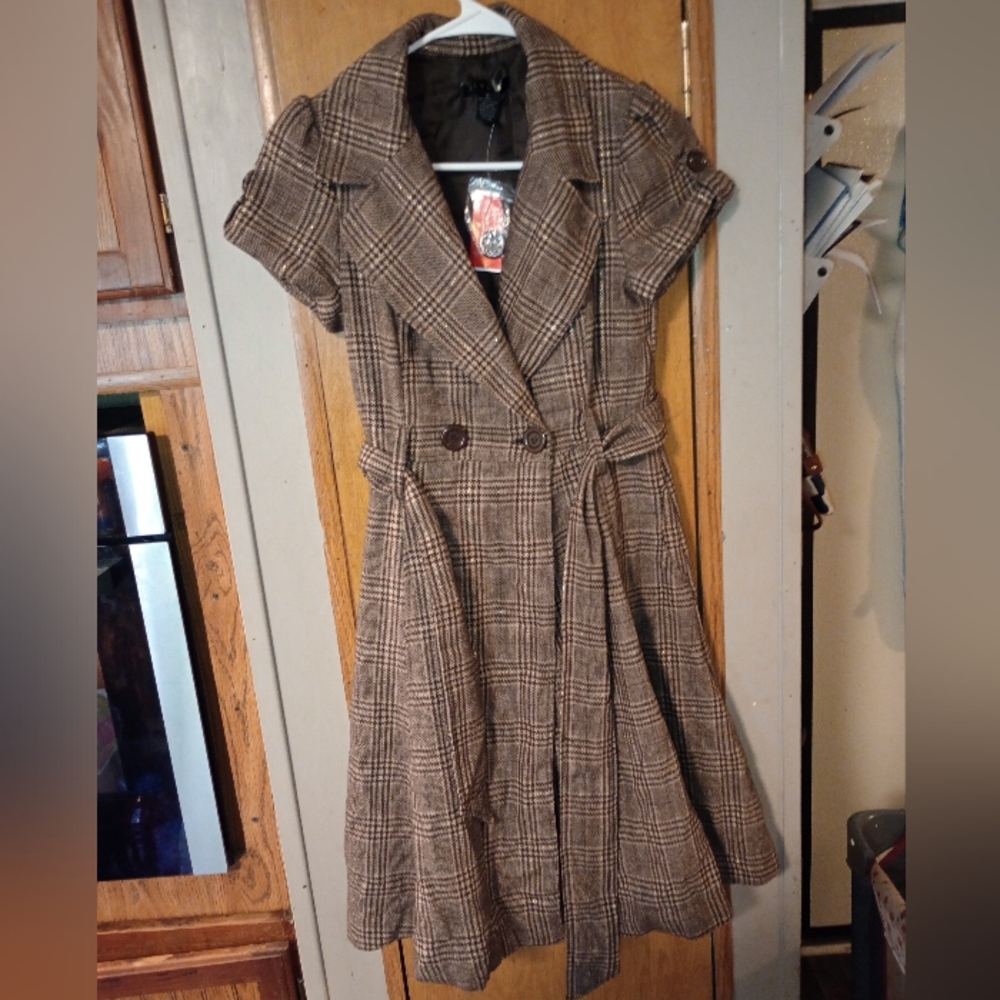 LVLX Short sleeve plaid coat